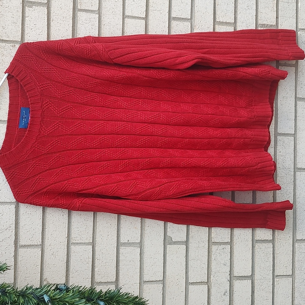 Red Sweater - Picture 1 of 9